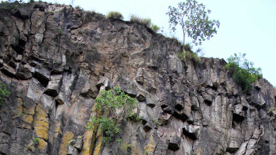 The caldera walls of Corbetti volcano, Ethiopia, William Hutchison (University of Oxford)