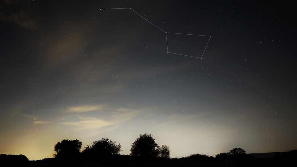 Big Dipper outlined in night sky